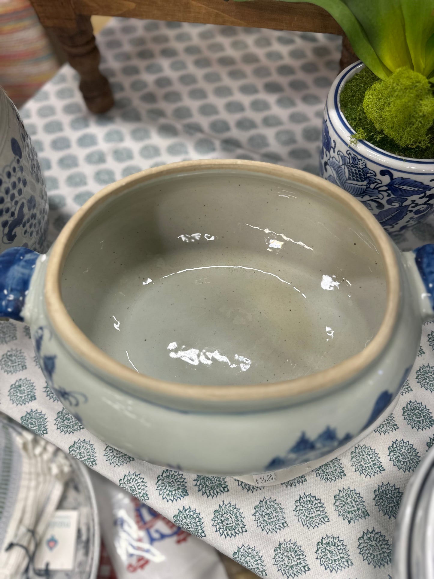 WN Blue & White Container w/ Lid