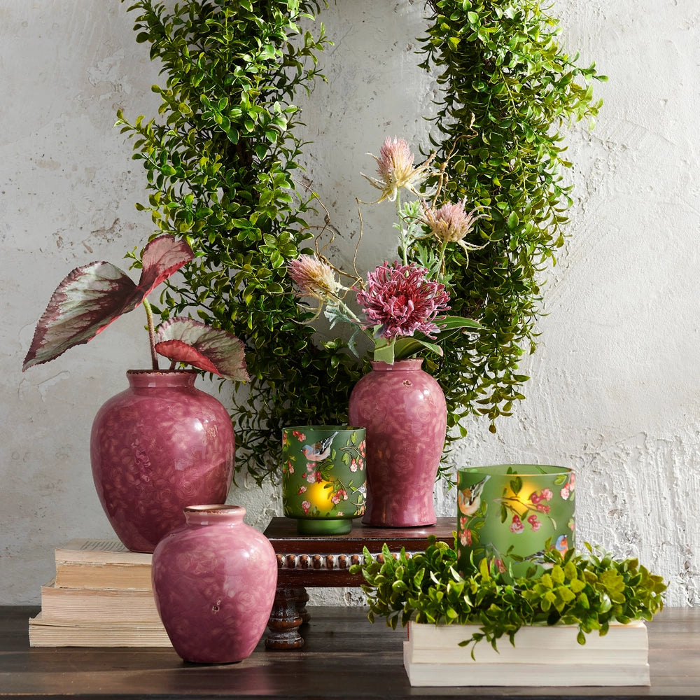 26" Oval Boxwood Wreath