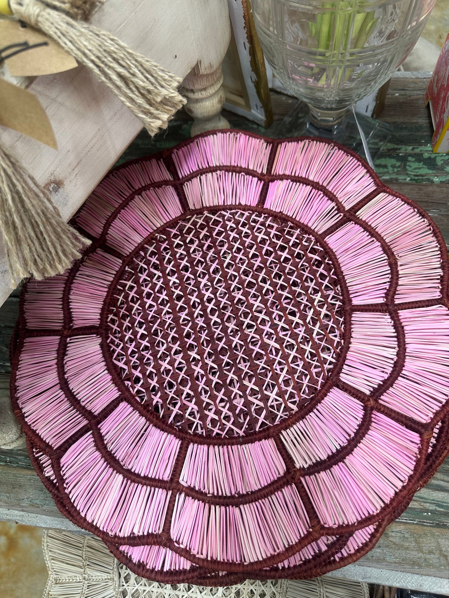 Festive & Fun Scalloped Placemats