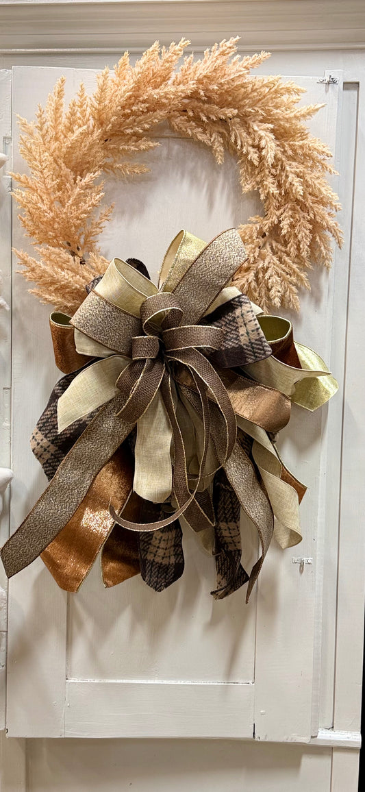 Beige Pampas Wreath