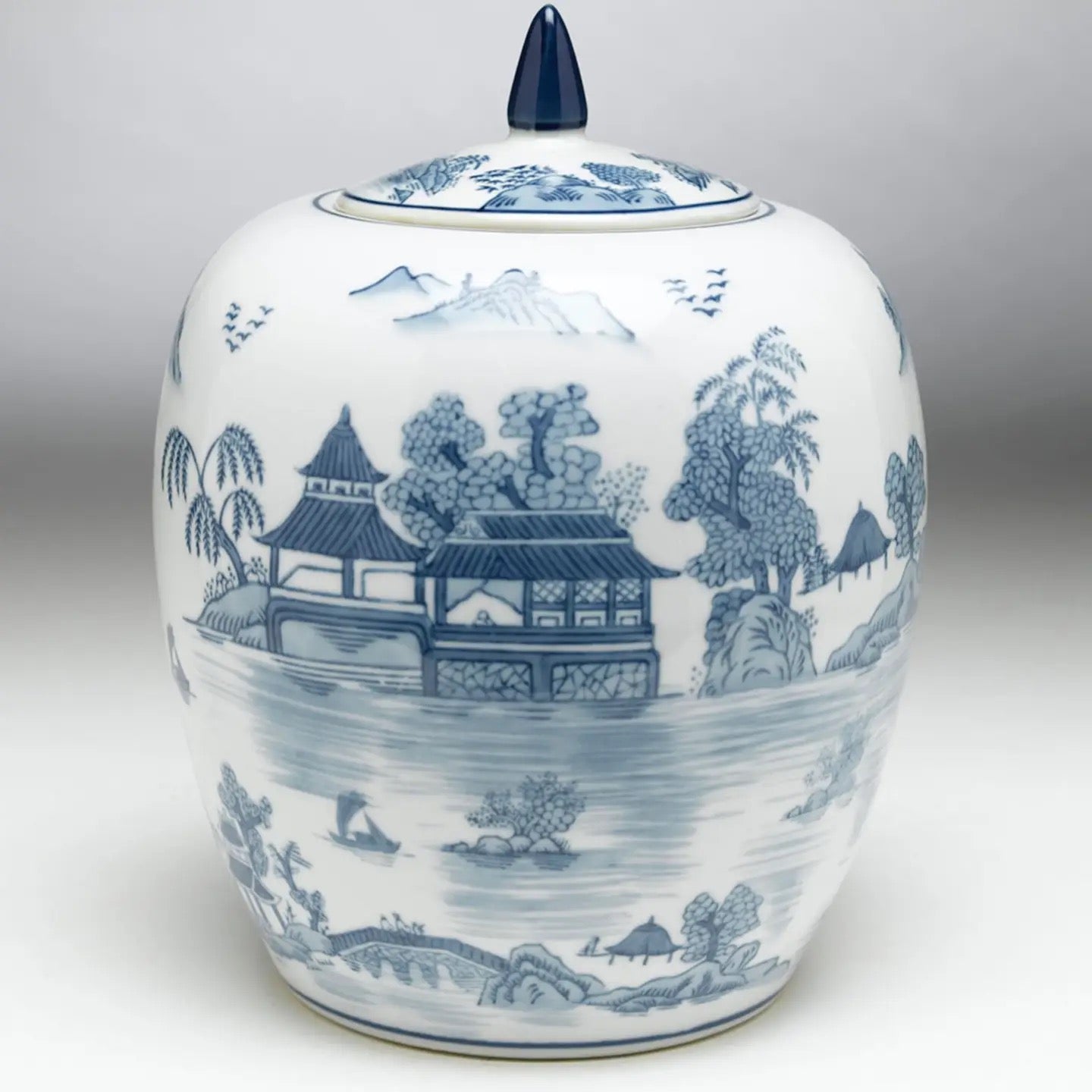 10" Blue Willow Design Ginger Jar