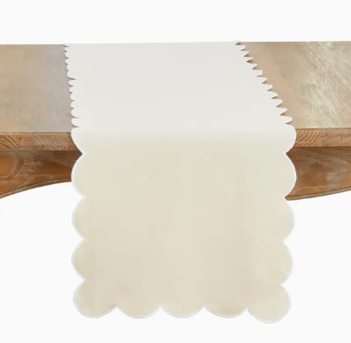 Cotton Scalloped Table Runner
