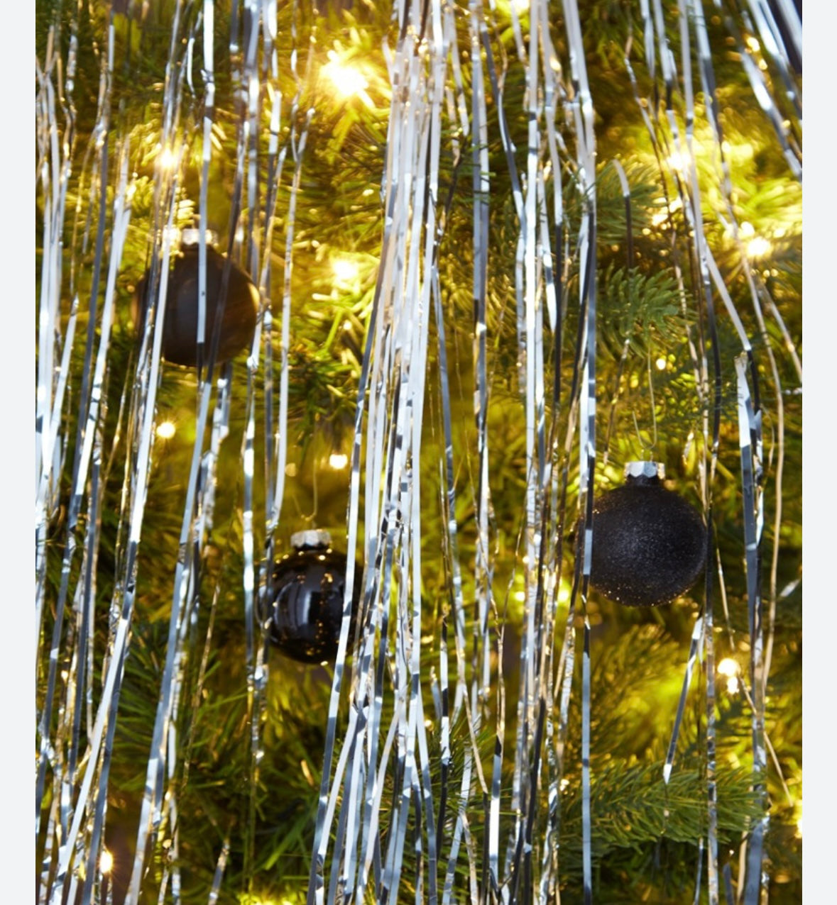 Metallic And Matte Lametta Christmas Tree Tinsel