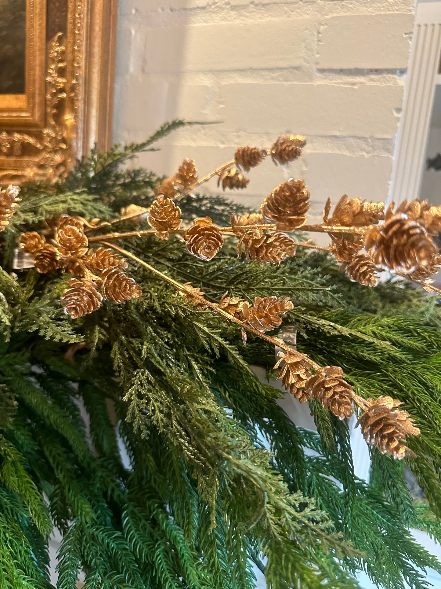 34.5” Gold Metallic Pine Cone Spray