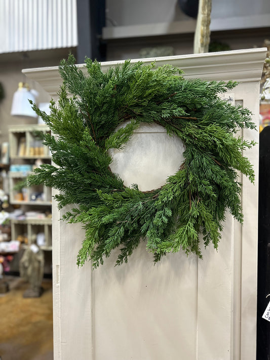 WNW Cedar Wreath-26"