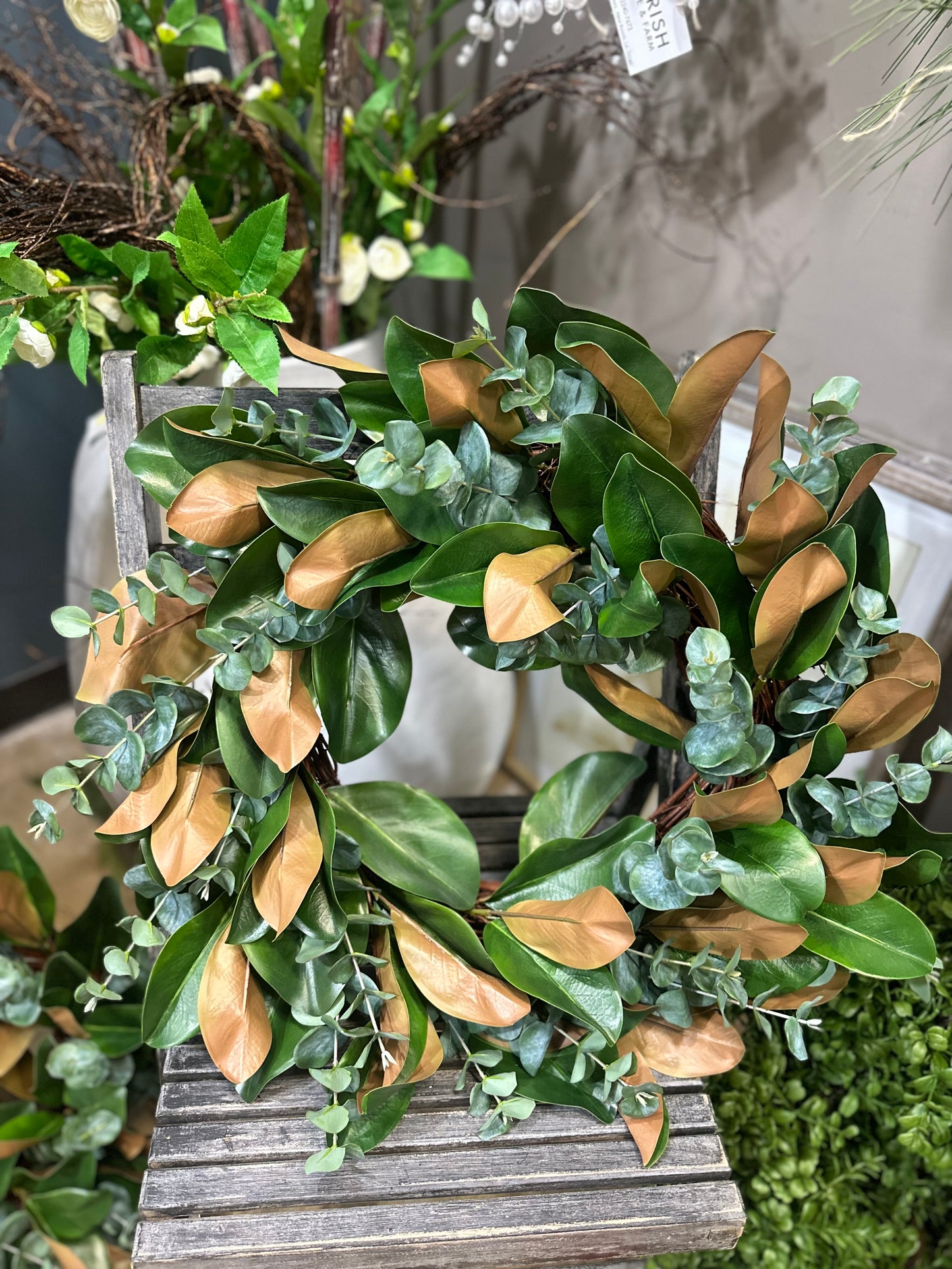 26" Magnolia & Eucalyptus Green Wreath