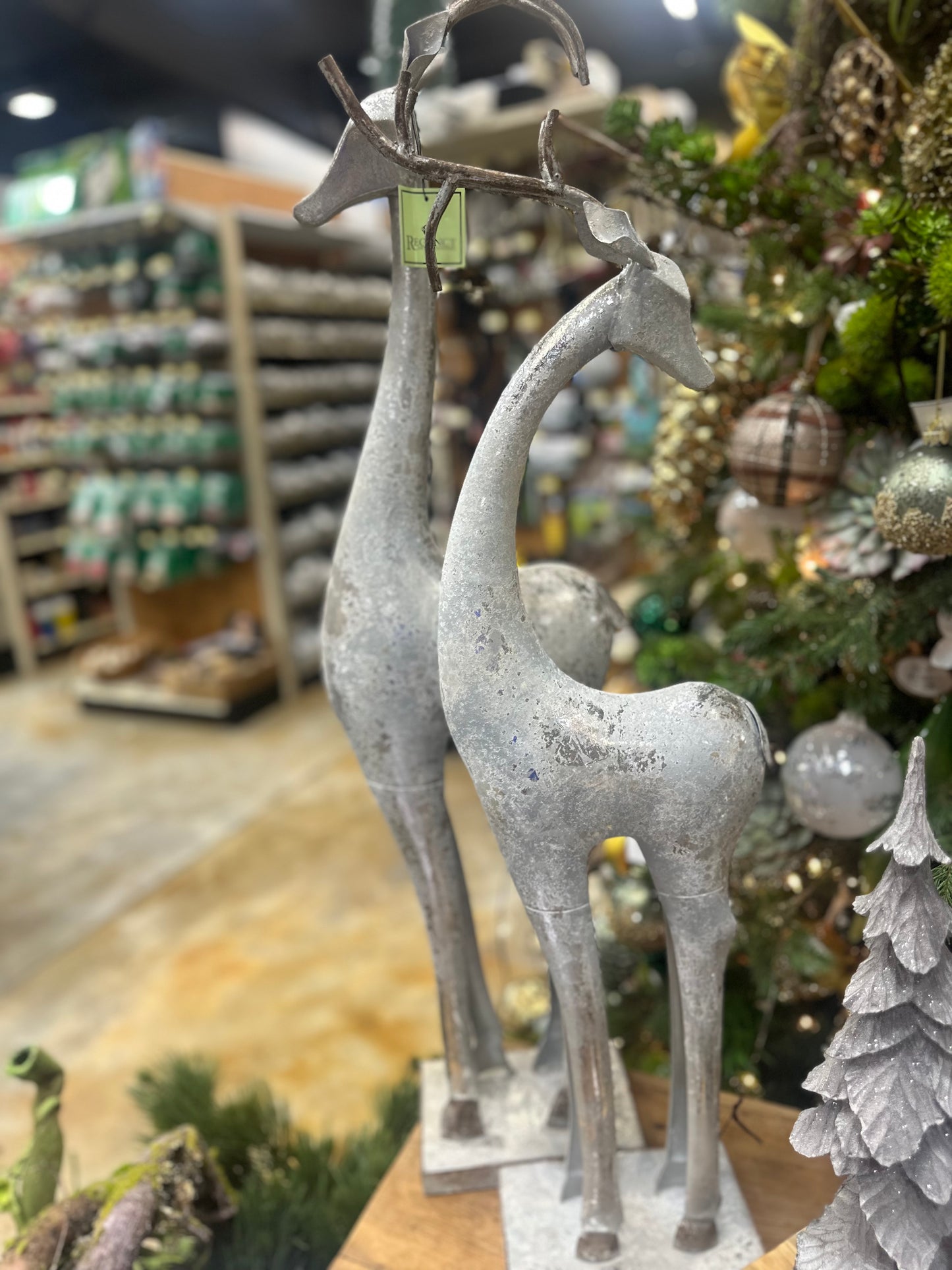 Frosted Silver Metal Chic Deer