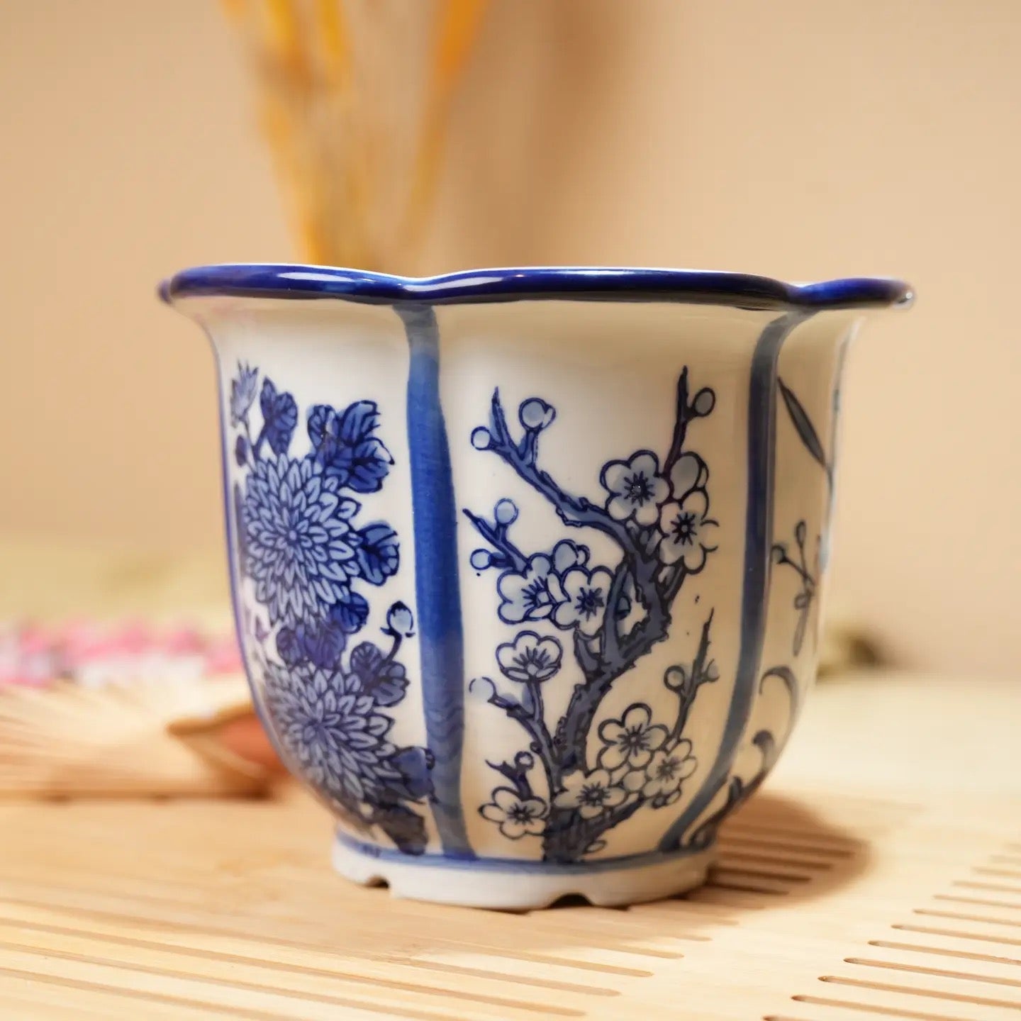 7" Chinoiserie Ceramic Candle (28.5oz) - Gardenia Blossom