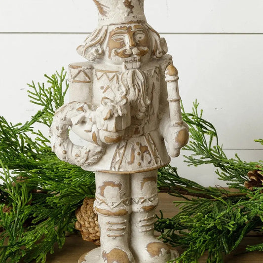 Nutcracker W/ Wreath & Candle