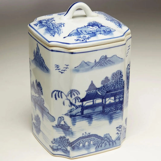 8" Blue Willow Design Square Ginger Jar