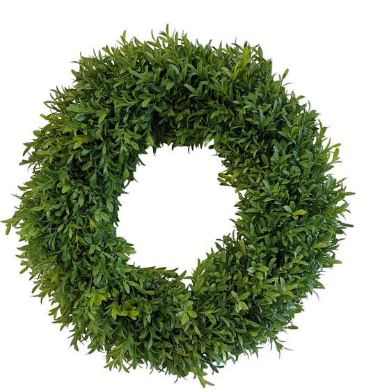 Tea Leaf Boxwood Wreath- Round 18"