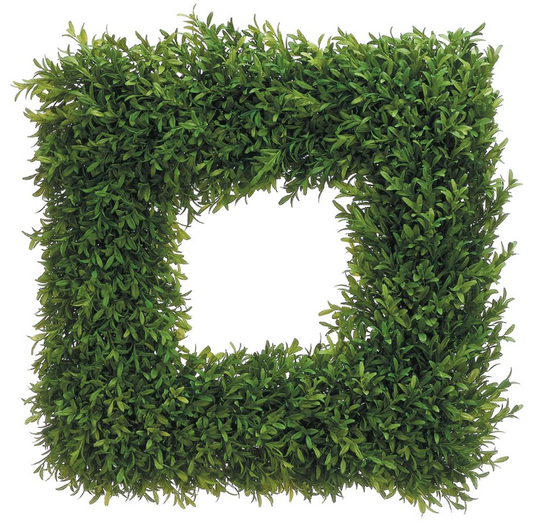 Tea Leaf Boxwood Wreath- Square 18"