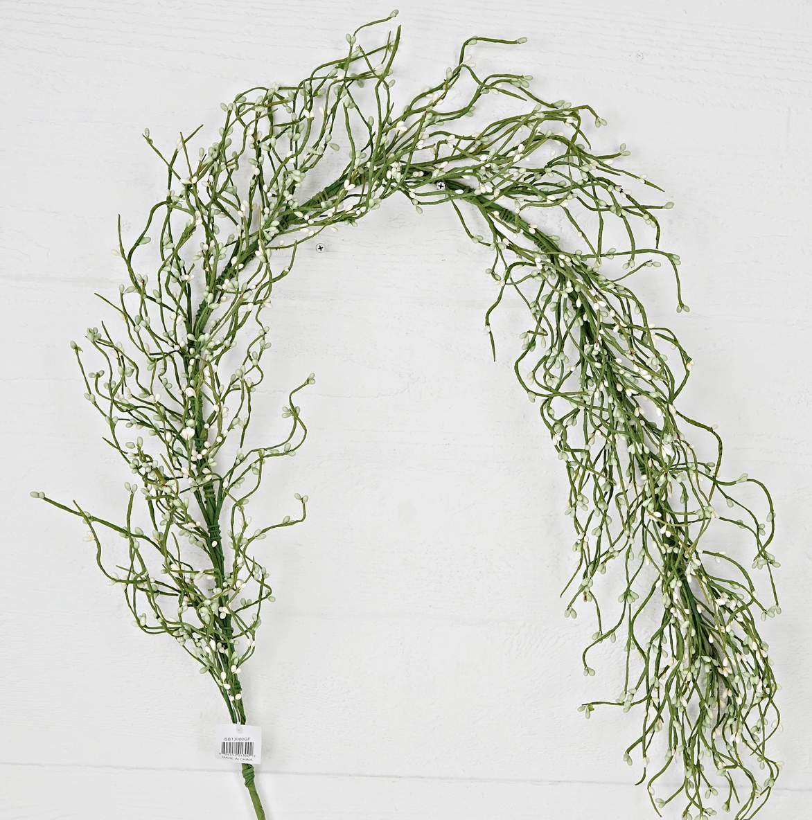 4.5' Pip Berry Garland