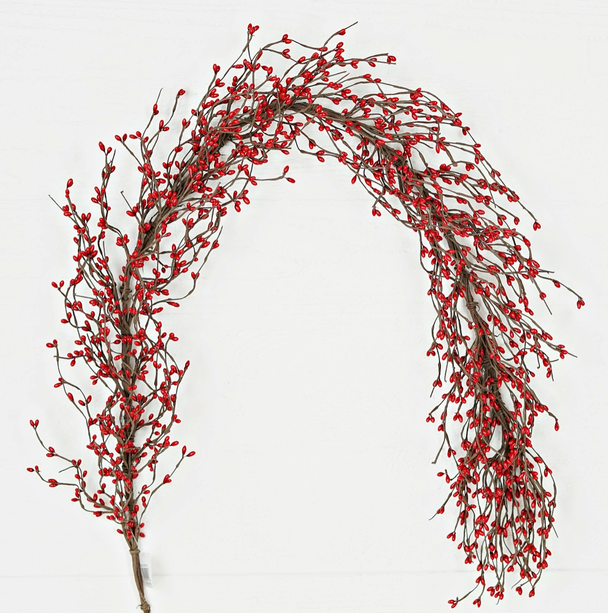 4.5' Pip Berry Garland