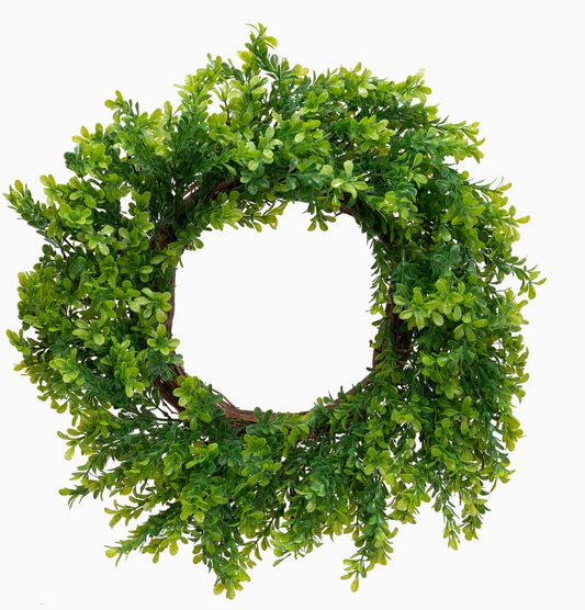 22" Boxwood Light Green Wreath