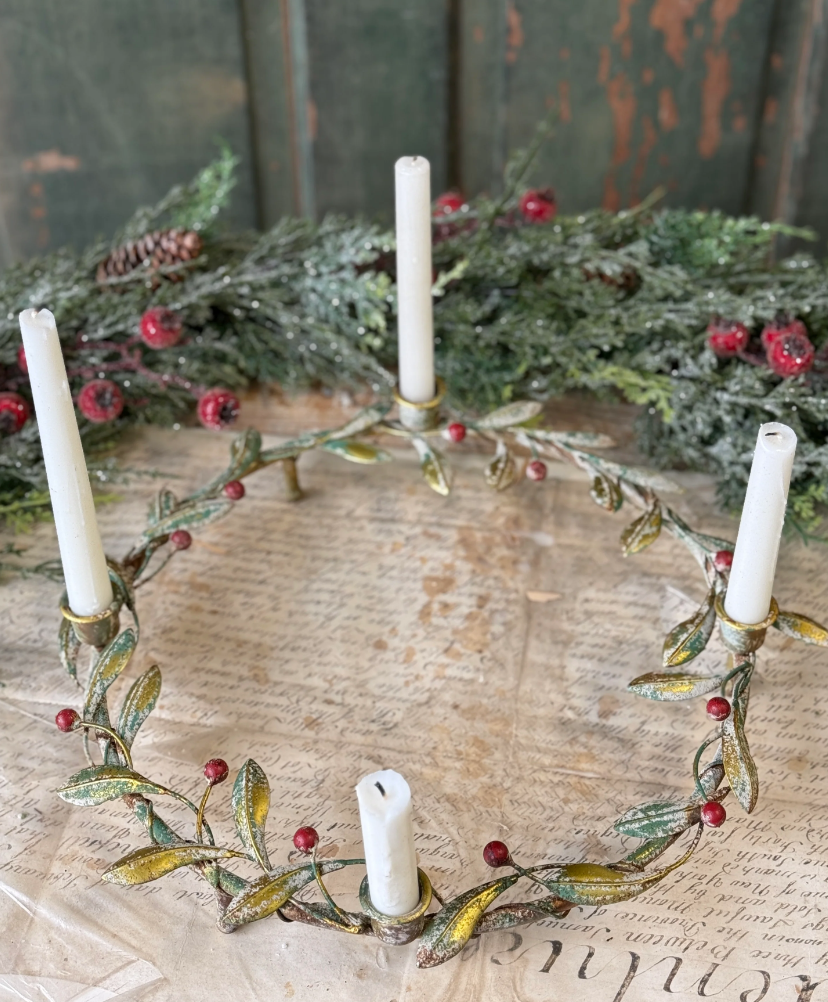 15" Merry Mistle Candle Wreath