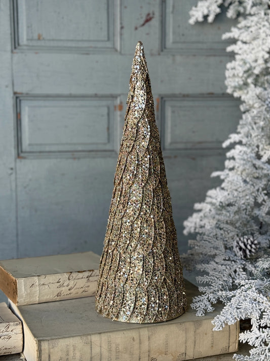 20" Opulent Tannenbaum Tree